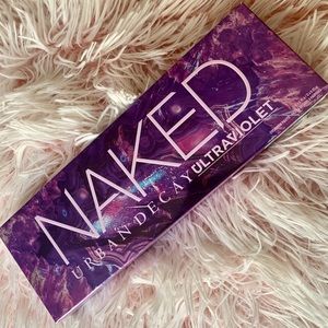 Urban Decay Naked Ultra Violet eyeshadow palette
